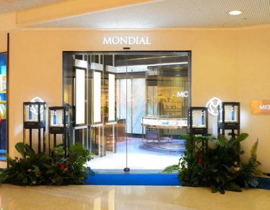 MONDIAL: Destinasi Wajib Pecinta Diamond Jewellery Surabaya